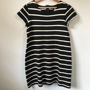 GAP Black & White Striped Short Sleeve Dress, Size 6
